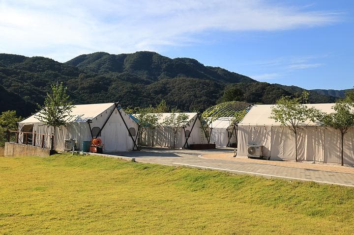 리버위드 글램핑 캠핑장 · GoCamping 제공