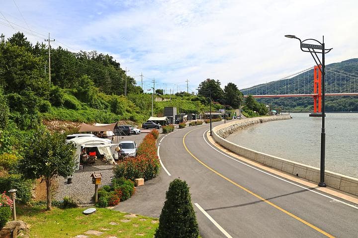 하동노량투다리오토캠핑장 캠핑장 · GoCamping 제공