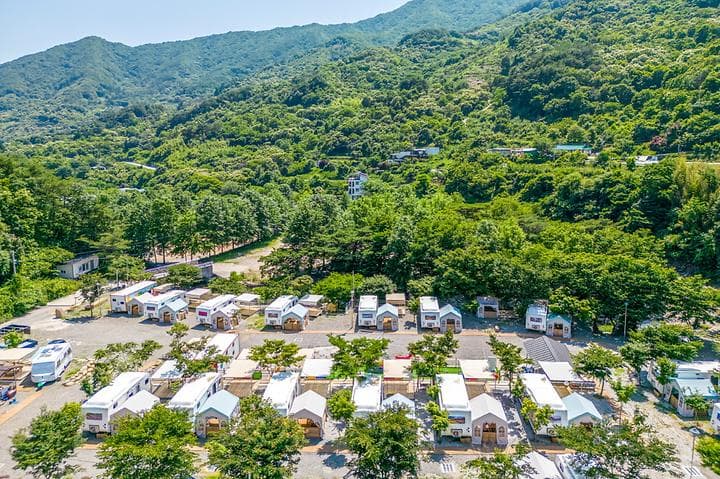 지리산 포레스트 카라반 파크 캠핑장 · GoCamping 제공