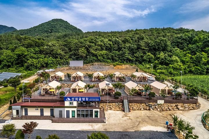 산외 글램핑 캠핑장 · GoCamping 제공