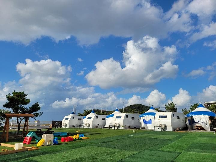 왕모래 카라반 캠핑장 캠핑장 · GoCamping 제공