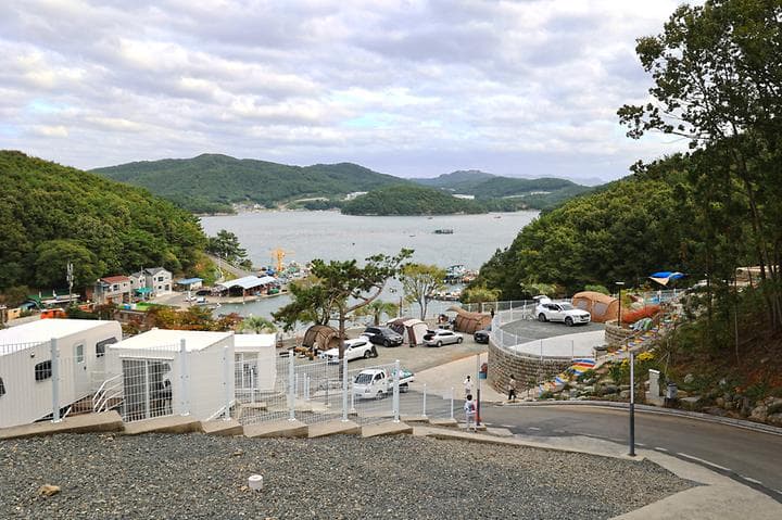 더 숨 포레스트 캠핑장 · GoCamping 제공