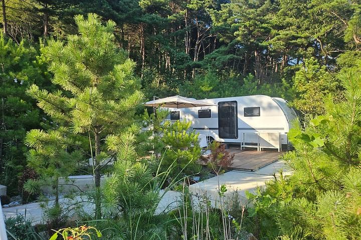 청도브리즈힐캠핑앤카라반 캠핑장 · GoCamping 제공