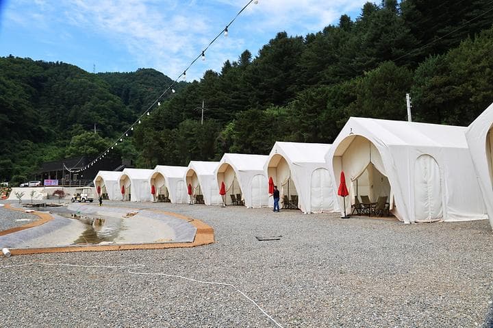 하늘숲빌리지글램핑 캠핑장 · GoCamping 제공
