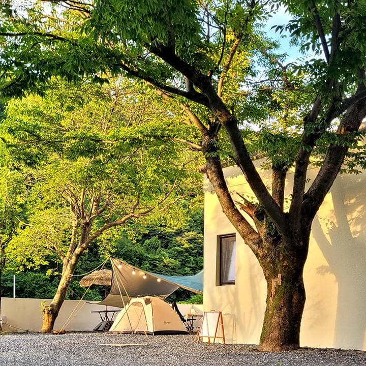 폭포가든캠핑장 캠핑장 · GoCamping 제공