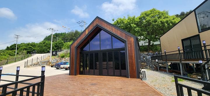 더클라우드 캠핑장 · GoCamping 제공