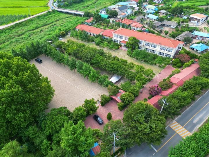 화봉캠핑클럽 캠핑장 · GoCamping 제공