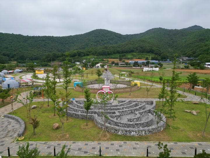 미로나라정원 글램핑장 캠핑장 · GoCamping 제공