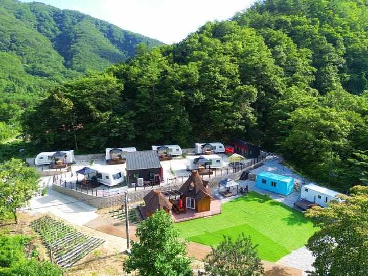 디뮤어 카라반 캠핑장 · GoCamping 제공