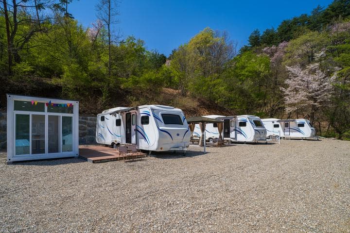 설악호텔 미송&카라반 캠핑장 · GoCamping 제공