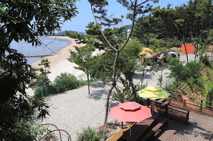 무지개펜션&캠핑 캠핑장 · GoCamping 제공