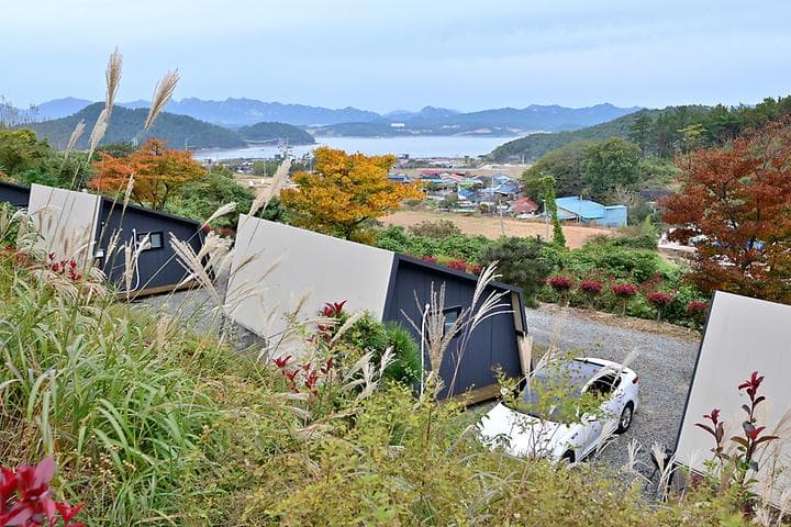 큐브 빌리지 글램핑 캠핑장 · GoCamping 제공