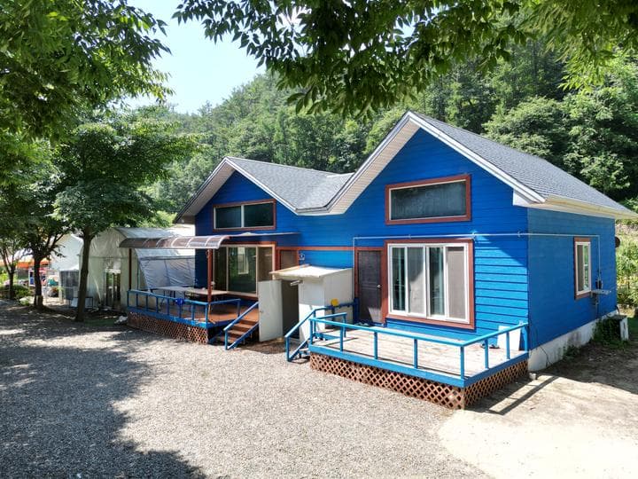솔밭체육공원오토캠핑장 캠핑장 · GoCamping 제공