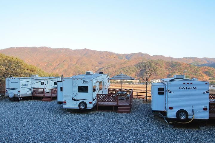 터닝포인트 카라반/캠핑 캠핑장 · GoCamping 제공