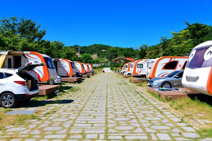 휴파크(홍길동테마파크 자동차야영장) 캠핑장 · GoCamping 제공