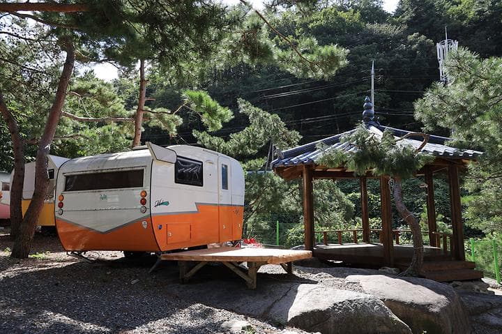 동산계곡 야영장 캠핑장 · GoCamping 제공