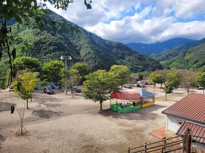 지리산 당근 오토캠핑장 캠핑장 · GoCamping 제공