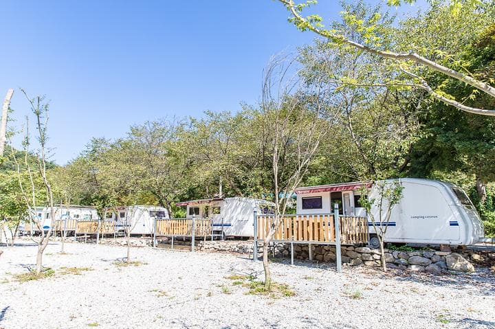 가마골계곡 핫캠핑장 캠핑장 · GoCamping 제공