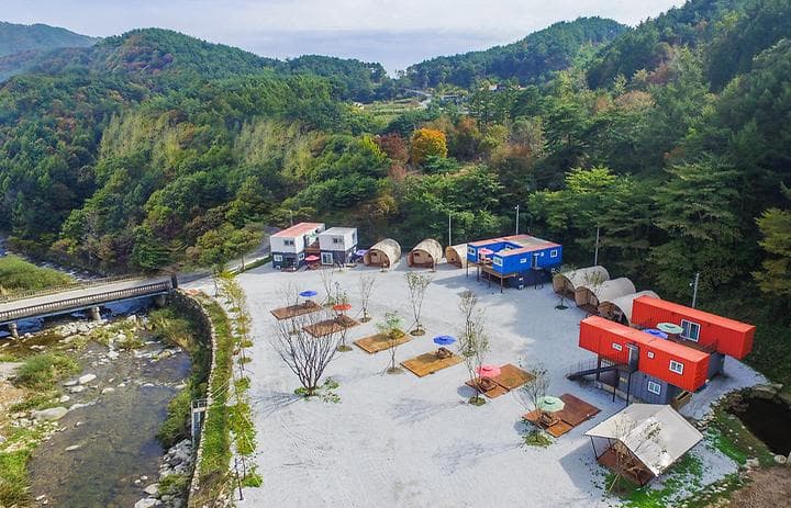 용추글램핑&펜션 캠핑장 · GoCamping 제공