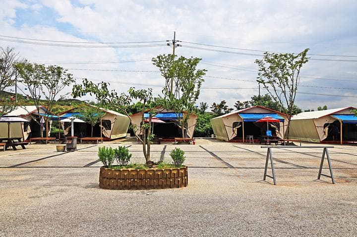 (유)금강 두승산 글램핑 캠핑장 · GoCamping 제공
