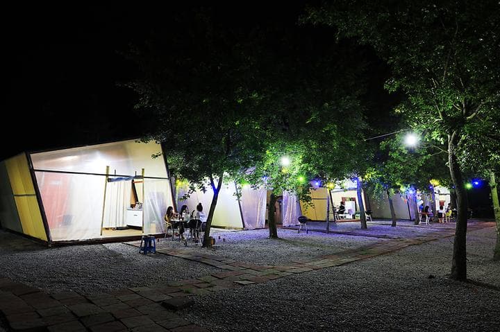 봉스글램핑 캠핑장 · GoCamping 제공