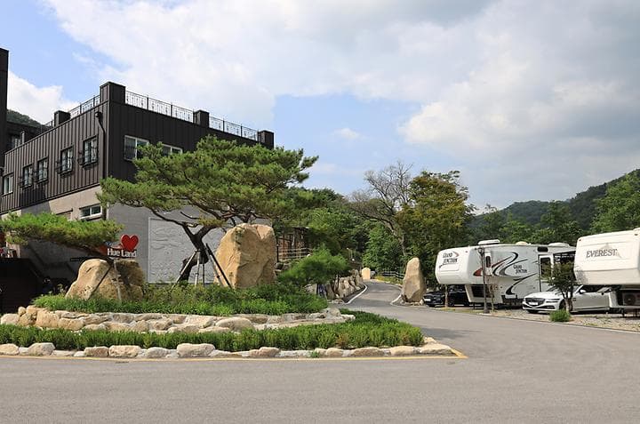 휴랜드관광농원 캠핑장 · GoCamping 제공