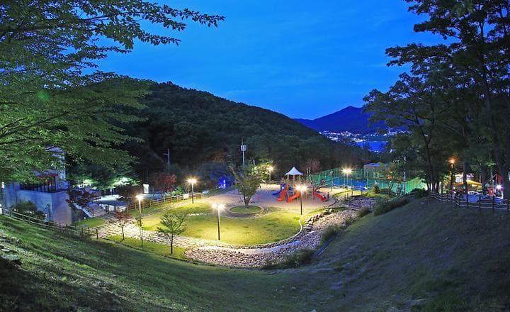 덕산국민여가캠핑장 캠핑장 · GoCamping 제공